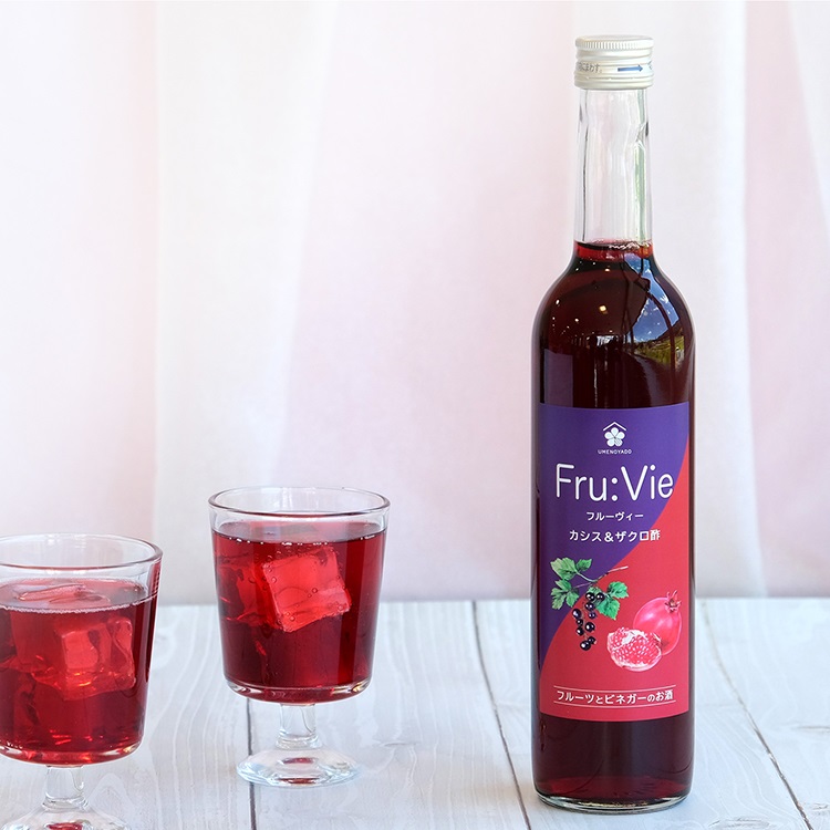 Fru:Vie(フルーヴィー)カシス＆ザクロ酢 500mL
